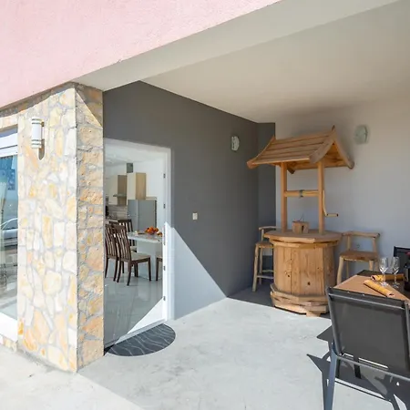 Apartment Seaview Celina
